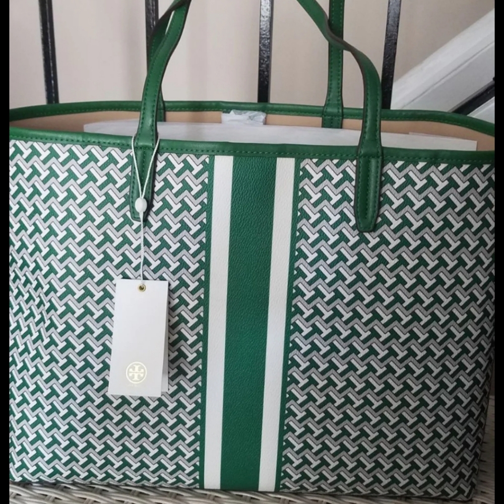 Tory burch tote